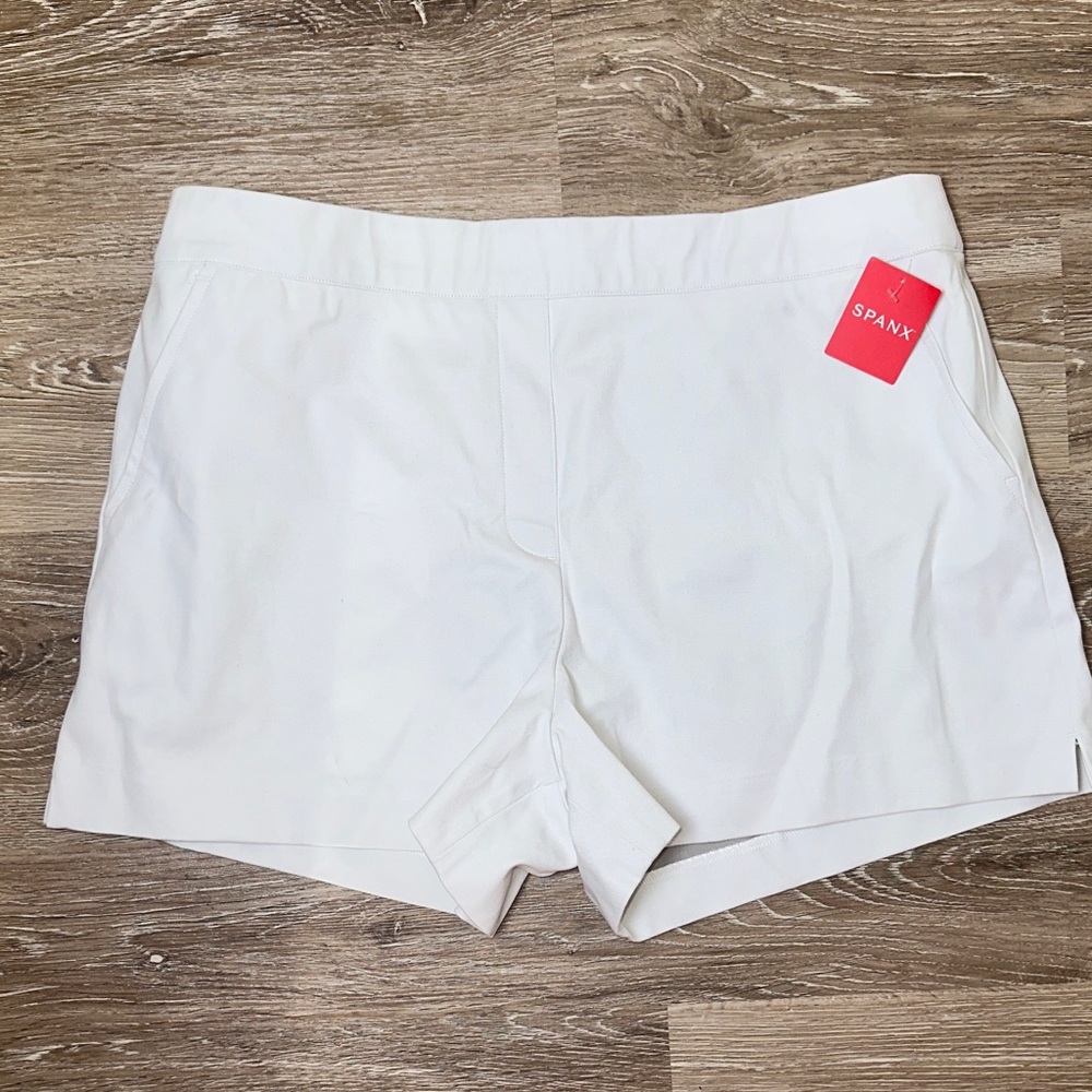 SPANX SLVR Lining Classic White 4” Shorts Size XL
